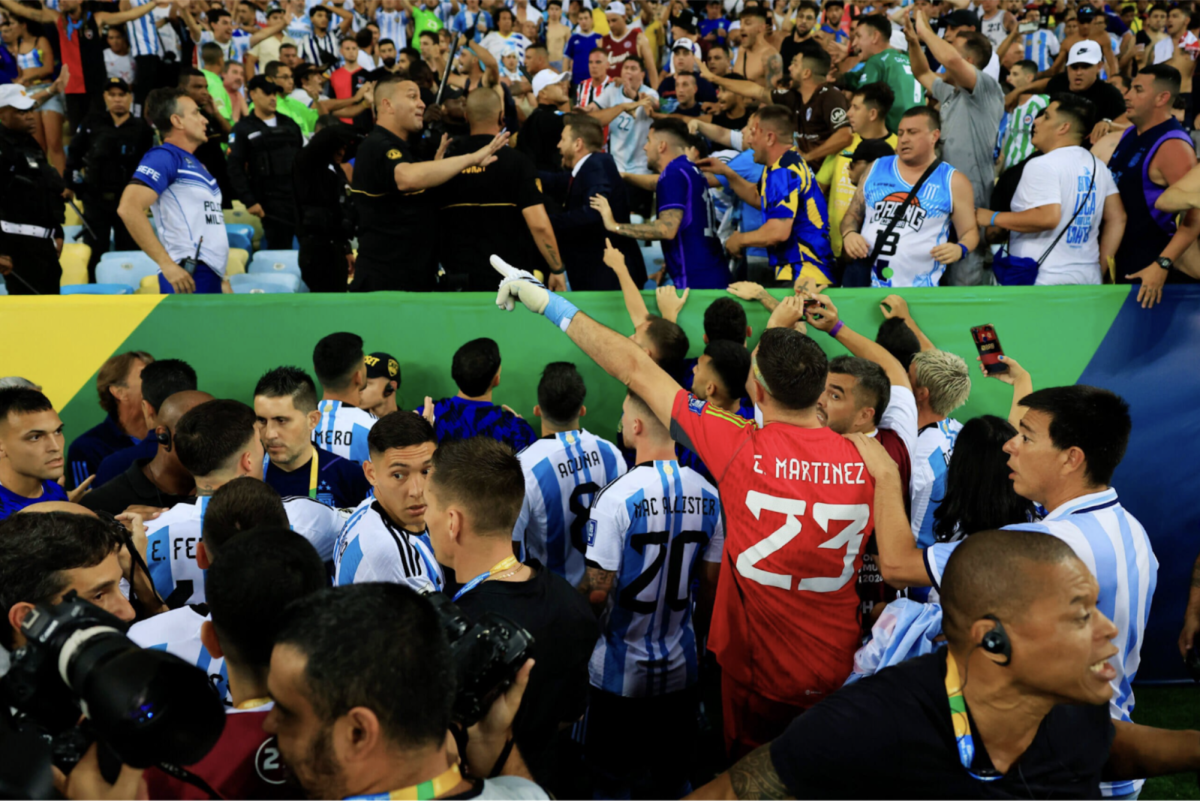 Source: Argentinian football players protest at Brazilian police force (Buda Mendes/Getty Images)
