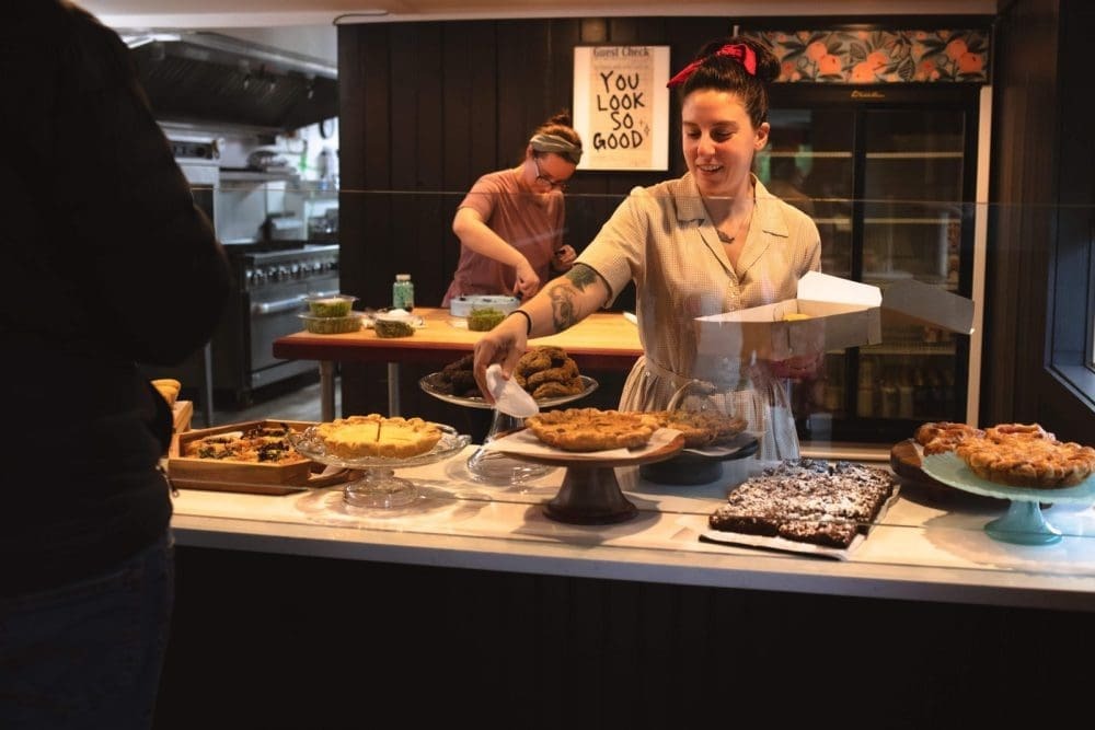 New Jersey Digest: Pie Girl